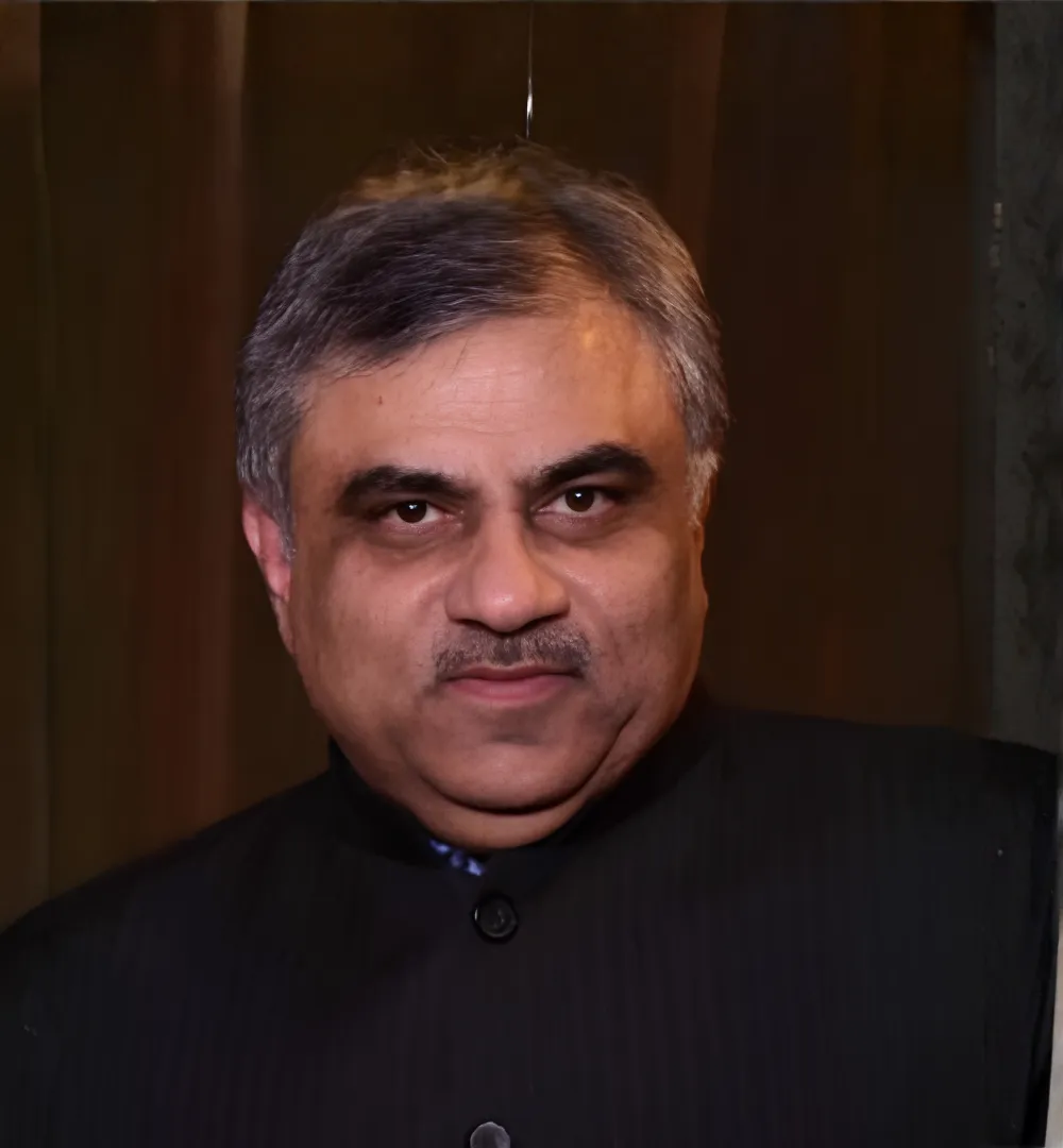 Dr. Atul Kapoor